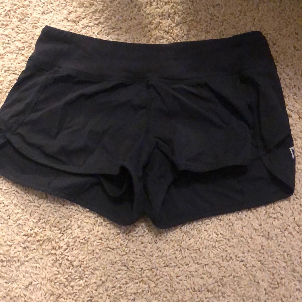 Black ivivva girls shorts